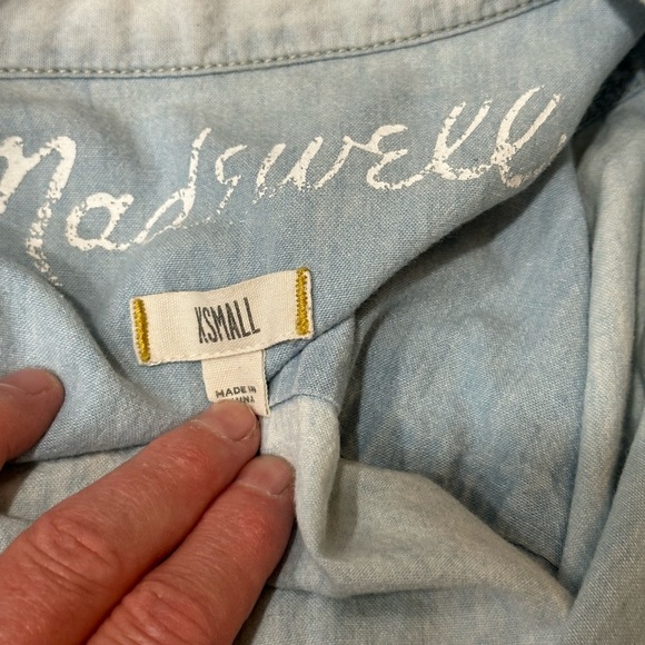 Madewell Style 25240 Light Wash Chambray Ex-Boyfriend Button Down Top Women’s XS - Picture 6 of 7